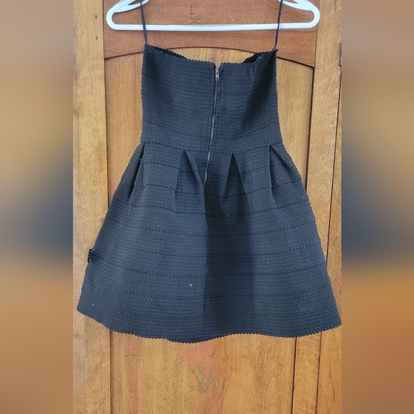 Womens dress size small - Picture 3 of 5